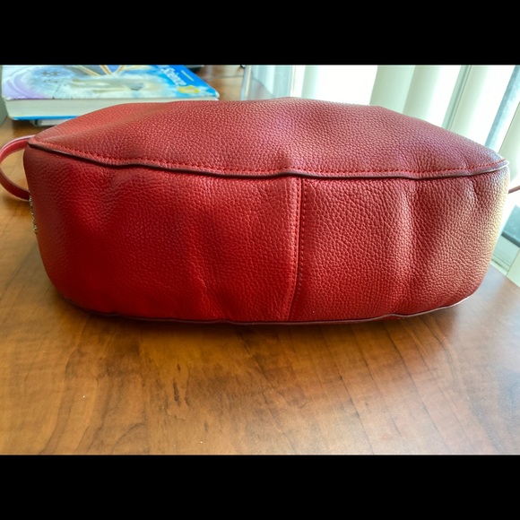 Coach purse - Picture 4 of 7